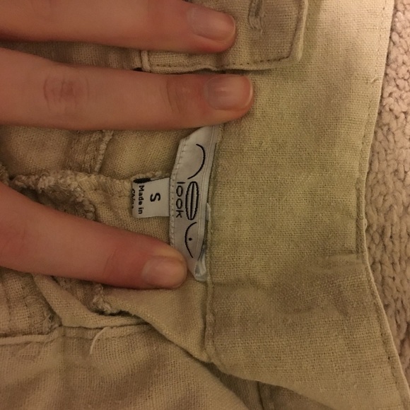 Tan shorts - Picture 2 of 2