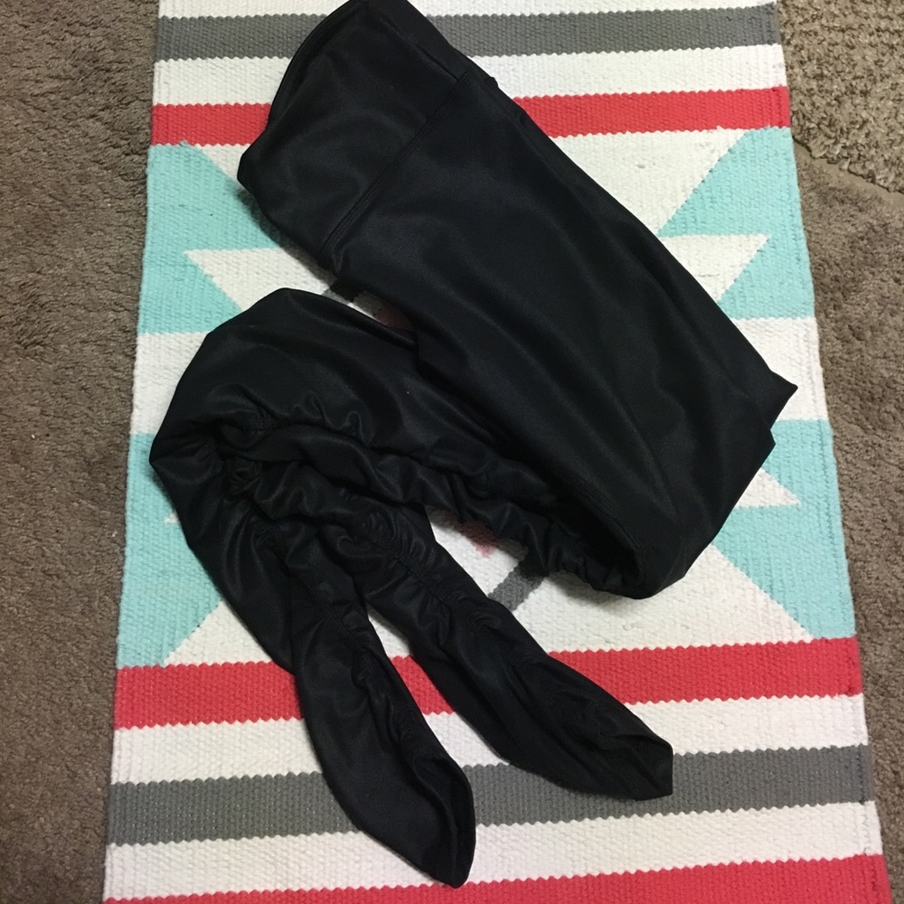 Alo Yoga Black Goddess Legging