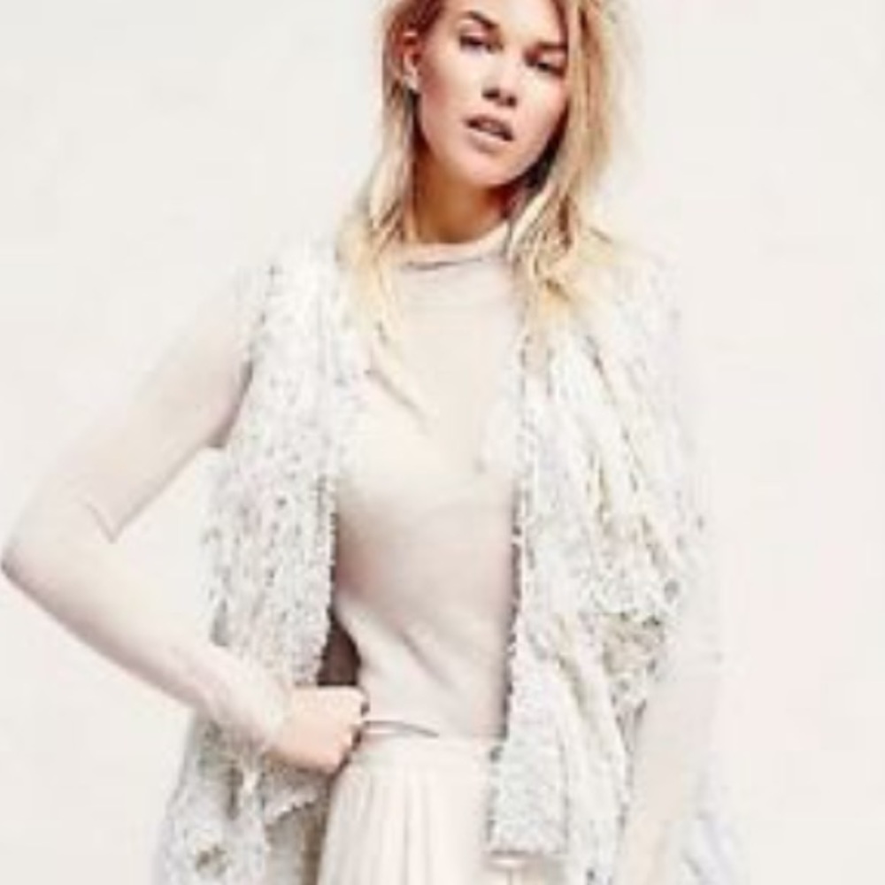 Free people creme fringe knit vest