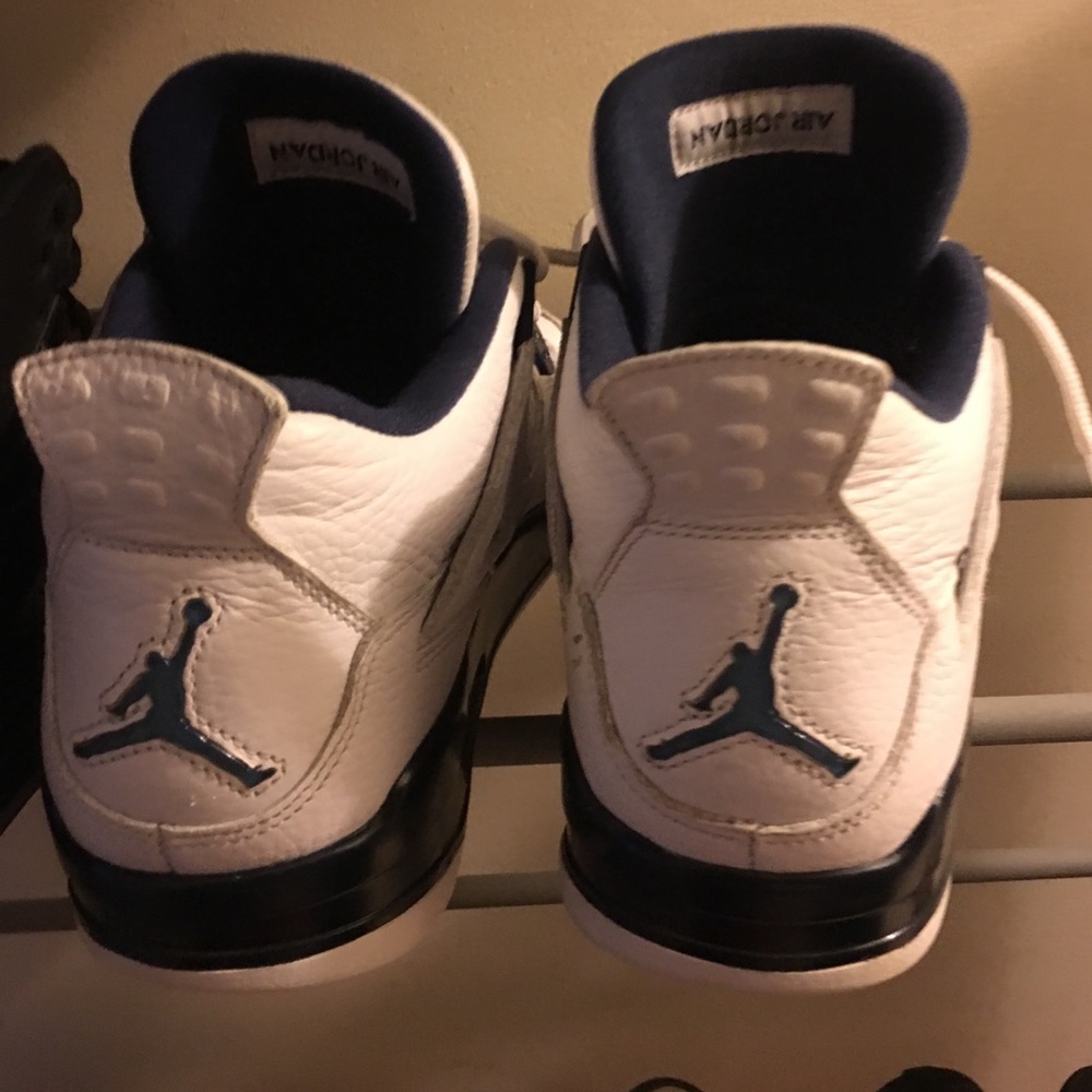 Jordan 4s Columbias