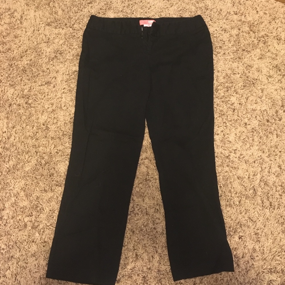 Low rise, black capris