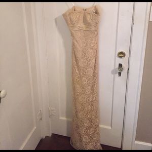 Badgñeu Mischka Strapless Gown