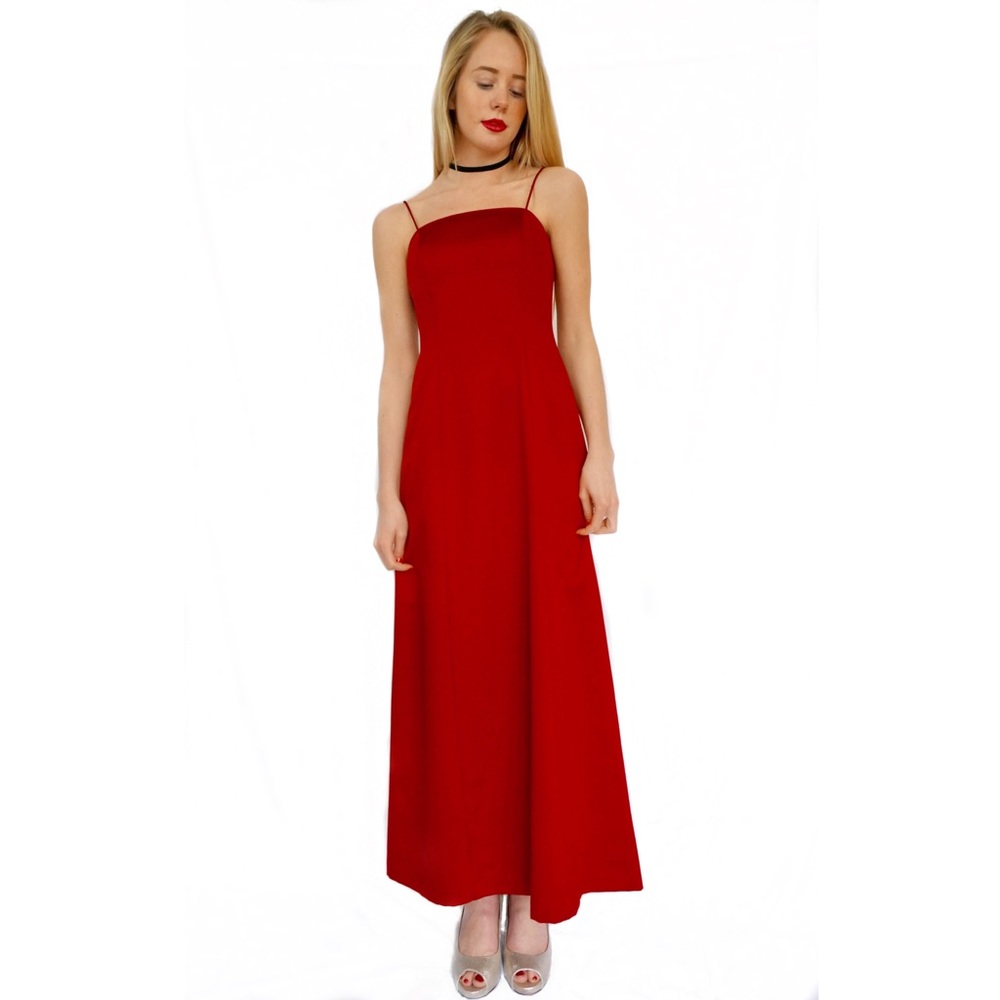 PLAIN DARK RED PROM DRESS