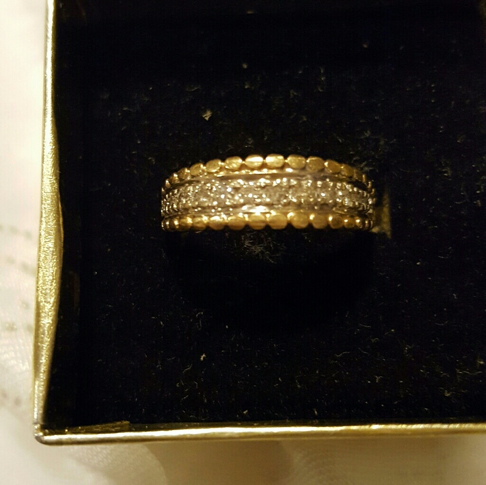 💍💍💍diamond chip band. Price firm.