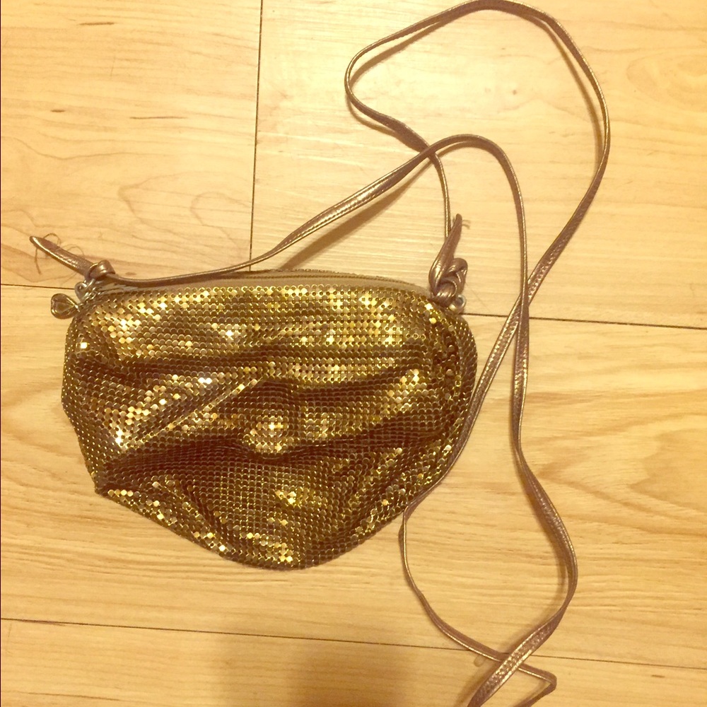 💃VINTAGE WHITING & DAVIS EVENING BAG