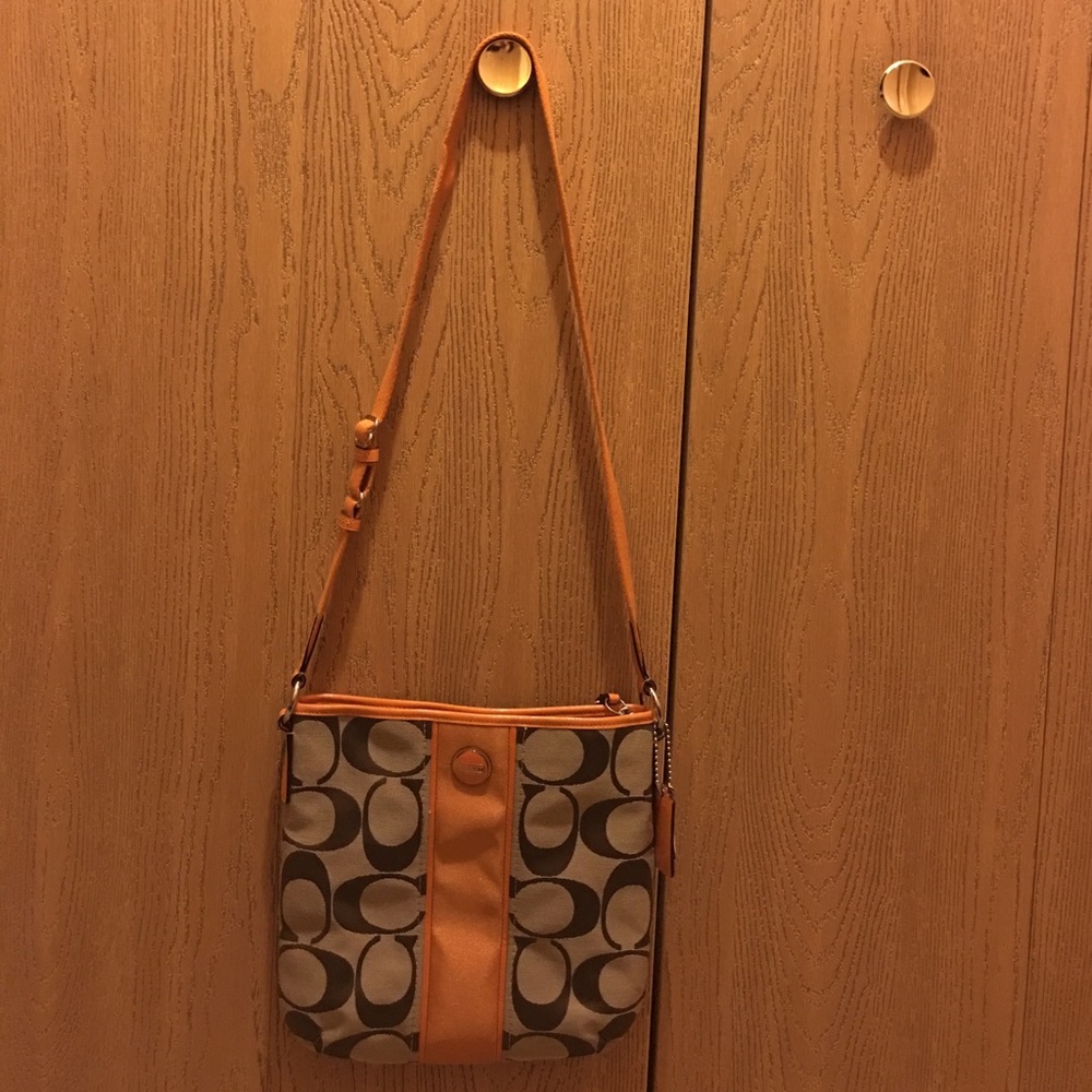 Coach brown tangerine crossbody bag