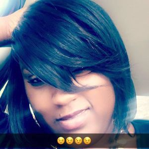 Meet your Posher, Crystal