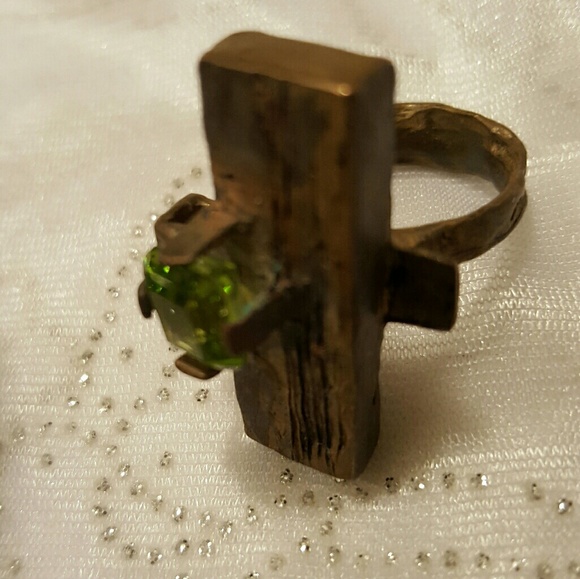 Peridot ring!!😄😄 - Picture 2 of 3