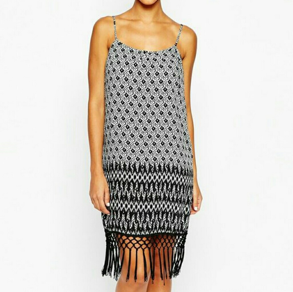 ❌SOLD ❌ [Style London] Printed Festival Dress 🎸🎶 - Picture 6 of 8