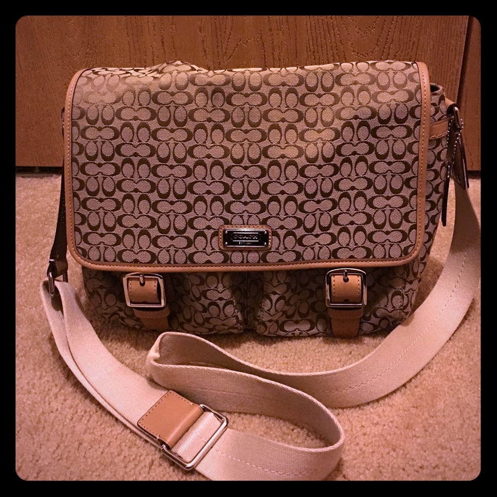 Coach Messenger bag