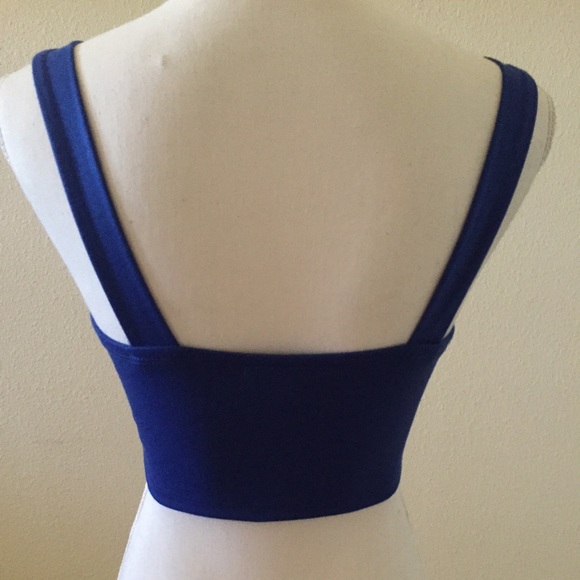 Body Central Blue Button Up Crop Top - Picture 2 of 3