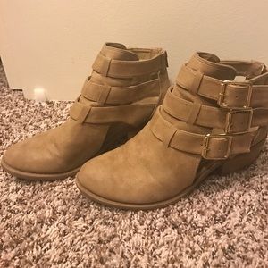 SODA women's booties