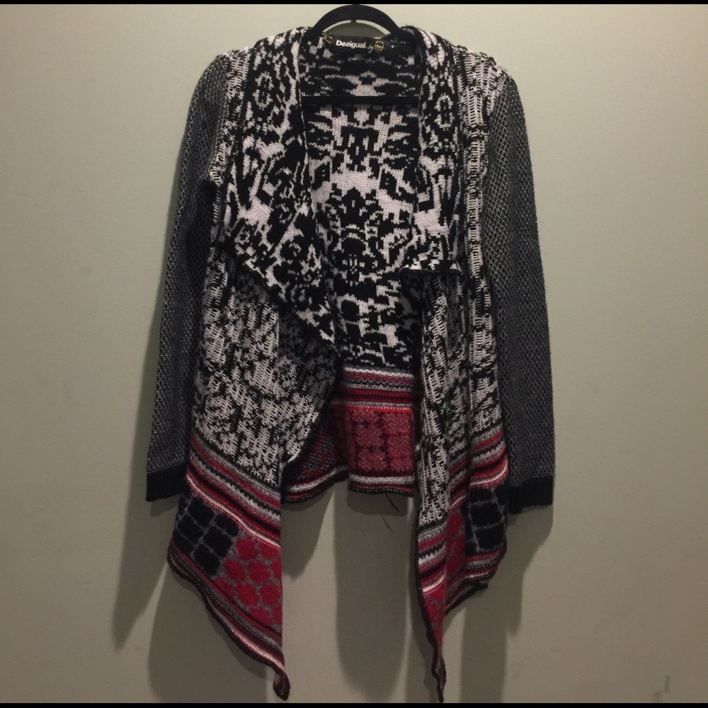 👁‍🗨Desigual Cardigan