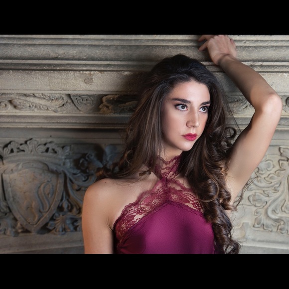 Open back evening gown - Picture 8 of 8