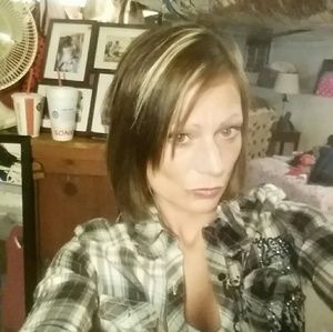 Meet your Posher, Dana