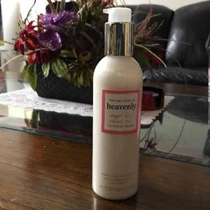 Body cream "Heavenly" by Victoria secret