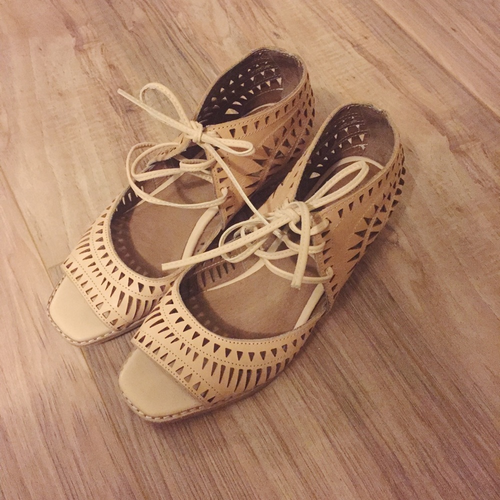Jeffrey Campbell Rodillo Wedge Sandal (Nude)