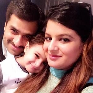 Meet your Posher, Humaira