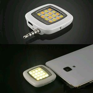 Selfie 3 level light with charger cable