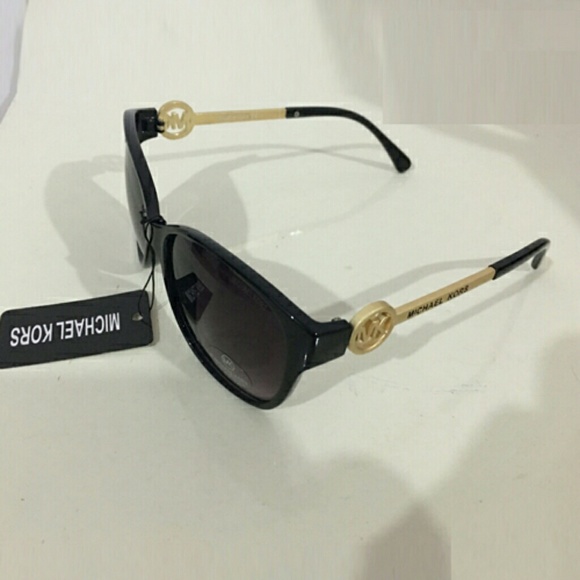 Michael Kors Womens Sunglasses With Case