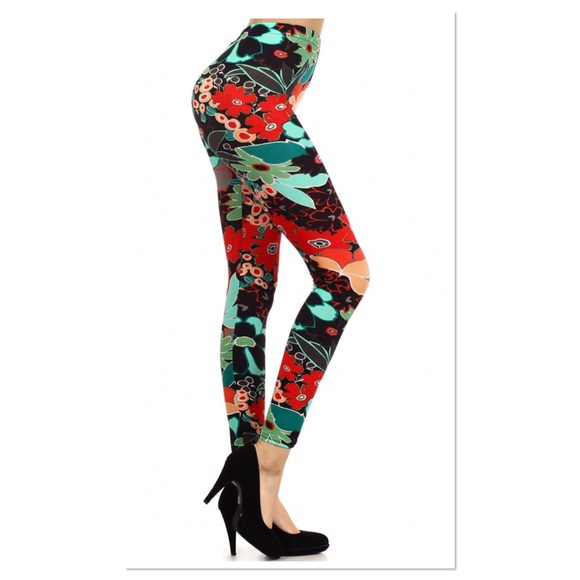 Boutique Pants - Floral Leggings Boutique Pants - Floral Leggings