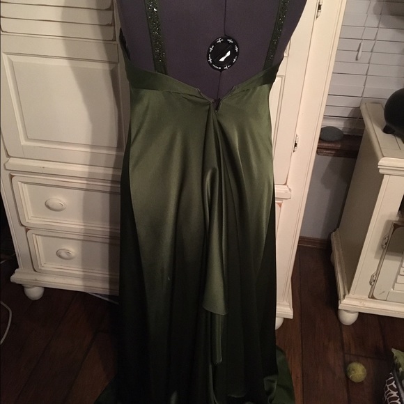 BCBG Maxazria Long Deep Green Prom Dress - Picture 4 of 4