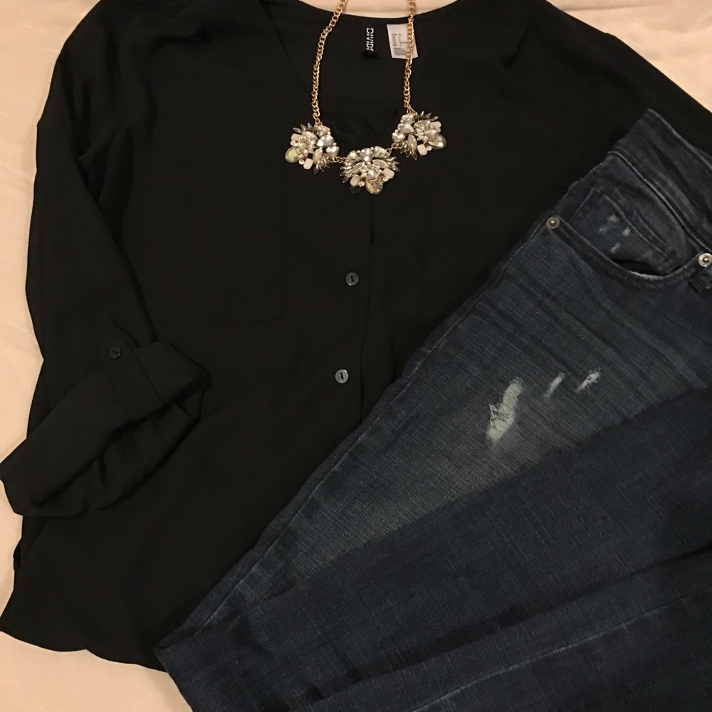 NWOT H&M Black Portofino Blouse