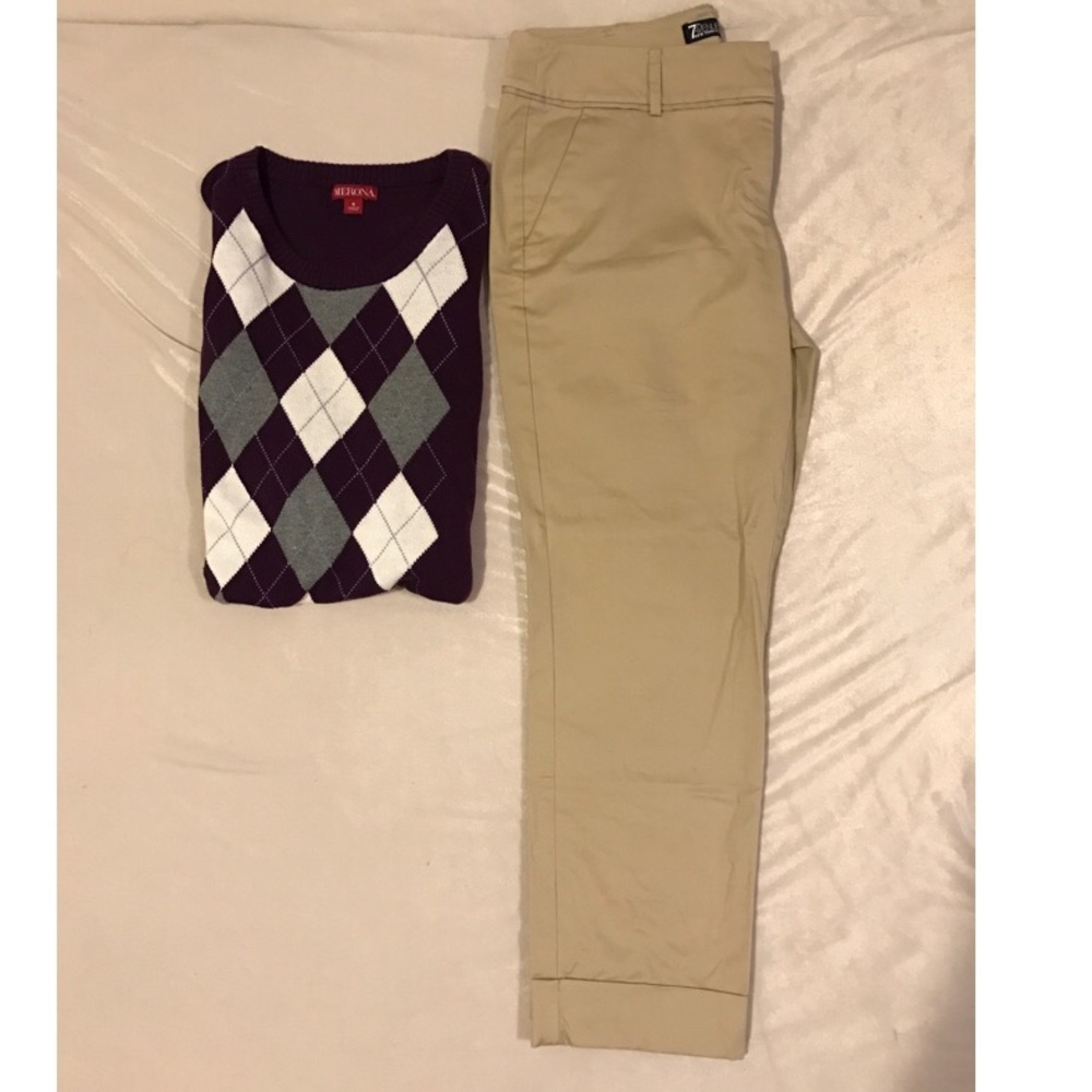 NWT NY&Co Khaki Cuffed Capri's