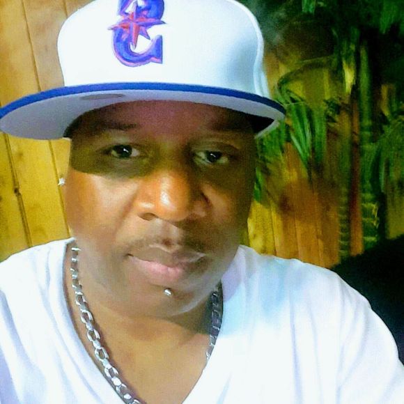 Meet your Posher, Carl - Picture 1 of 1