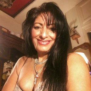 Meet your Posher, Linda