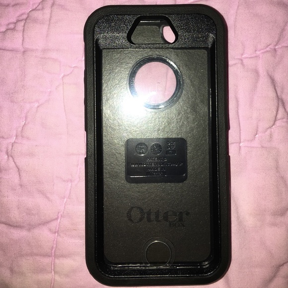 IPhone 5,5S,5SE Black Otter Box - Picture 3 of 4