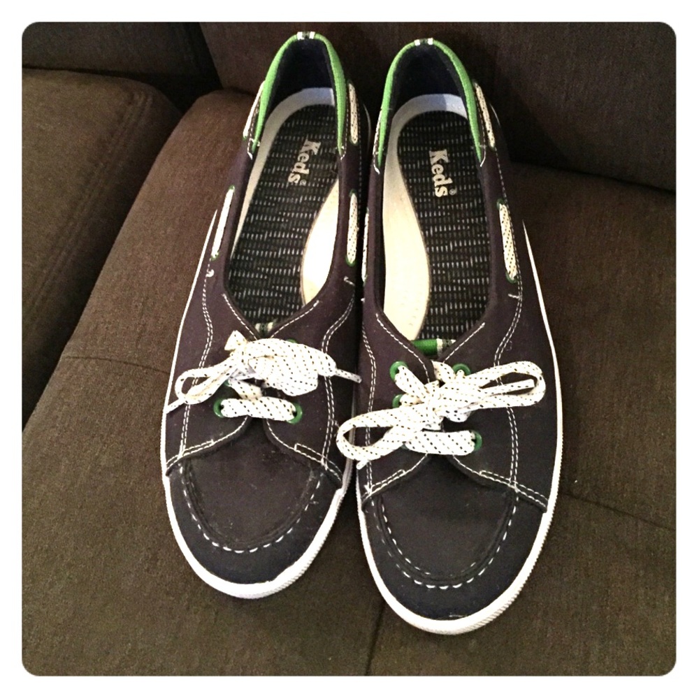 🔥Flash Sale🔥Keds size 9 sneakers boat shoes Navy