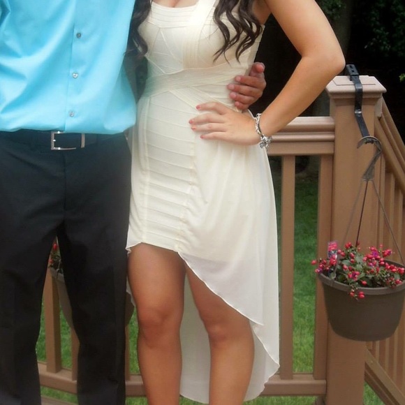 ❌SOLD❌Light Yellow high/low Bodycon Dress - Picture 2 of 3