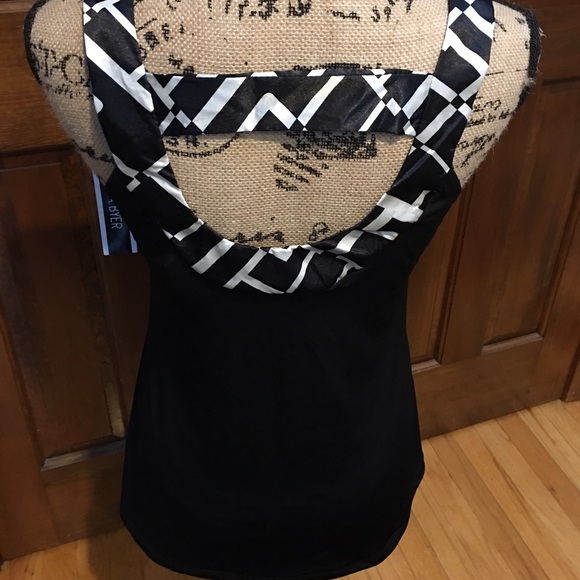 A. Byer Black and White Top - Picture 2 of 3