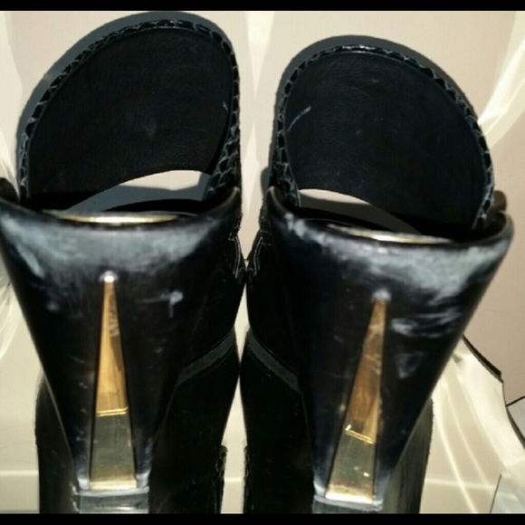 Rachel Zoe REAL snakeskin wedges - Picture 2 of 3