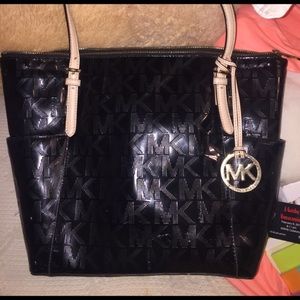Michael kors purse