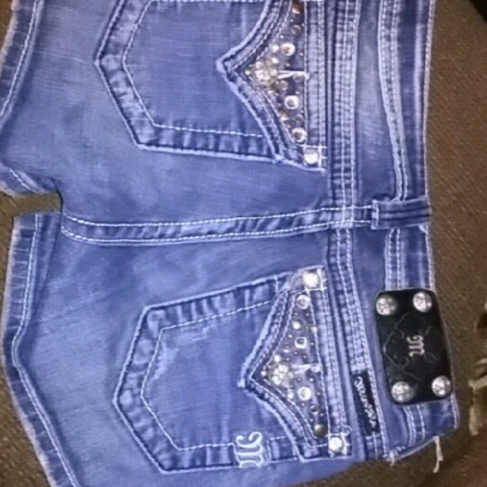 Miss Me Little girl shorts