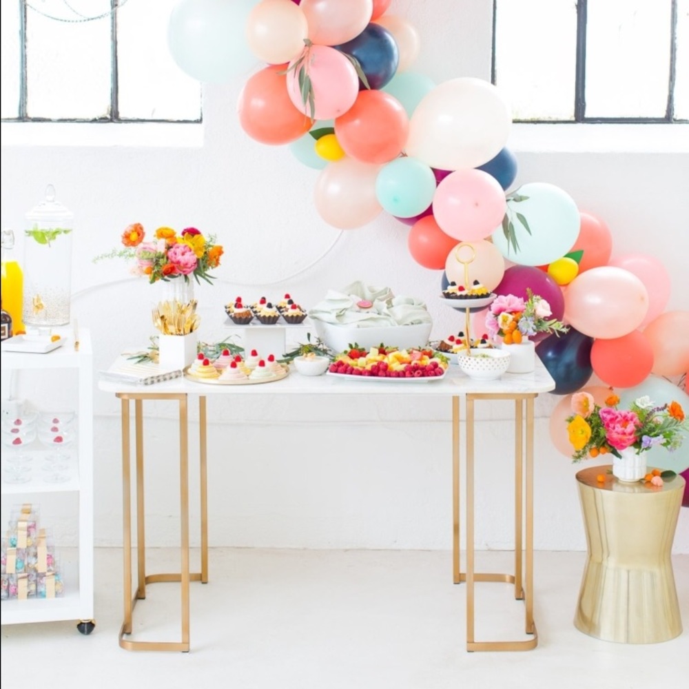 CO-HOSTING 2/24 Girls Night Out!