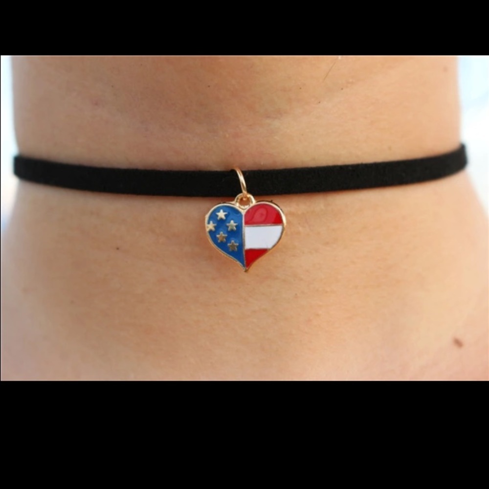 ☀️ "Love America" Suede Choker