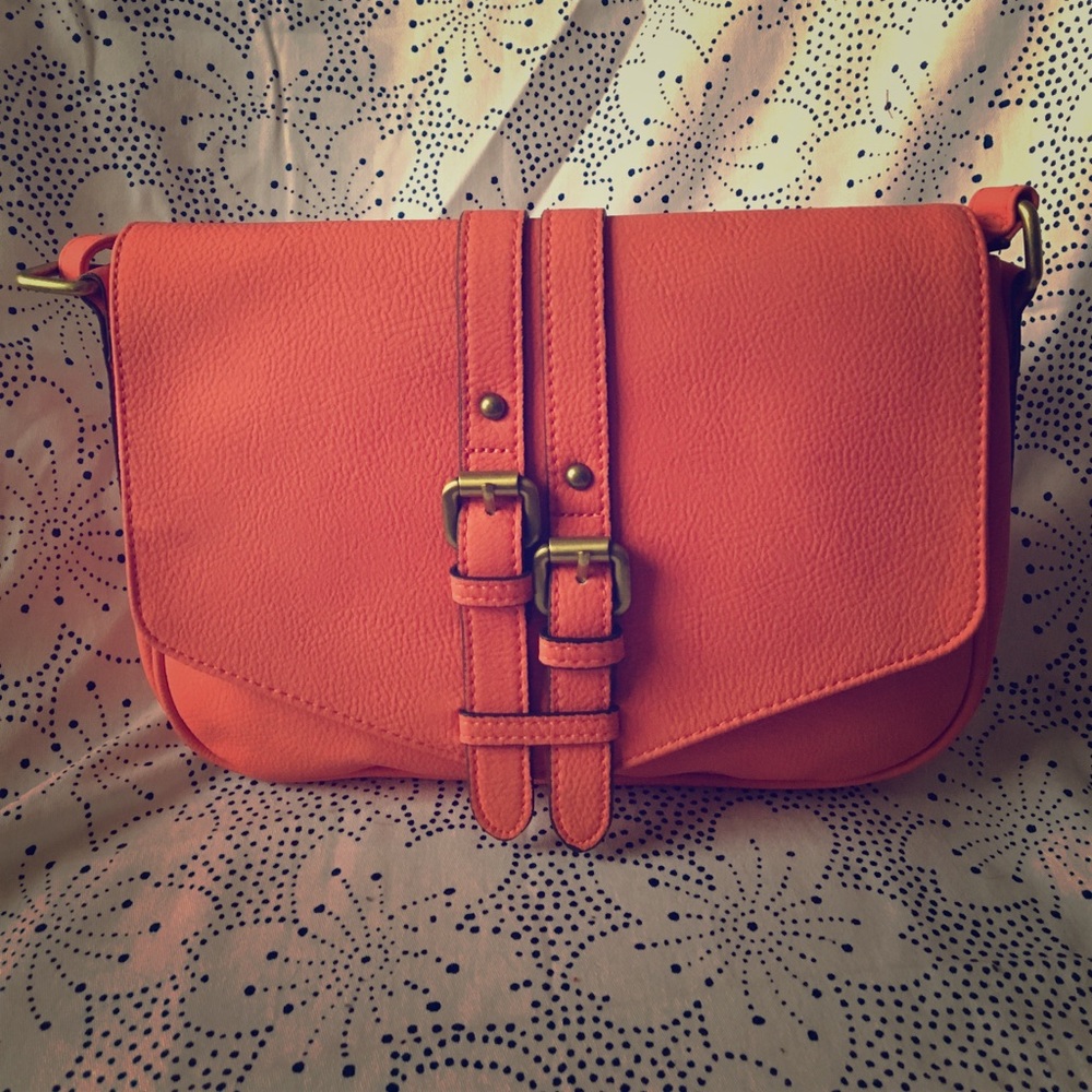 Merona crossbody purse