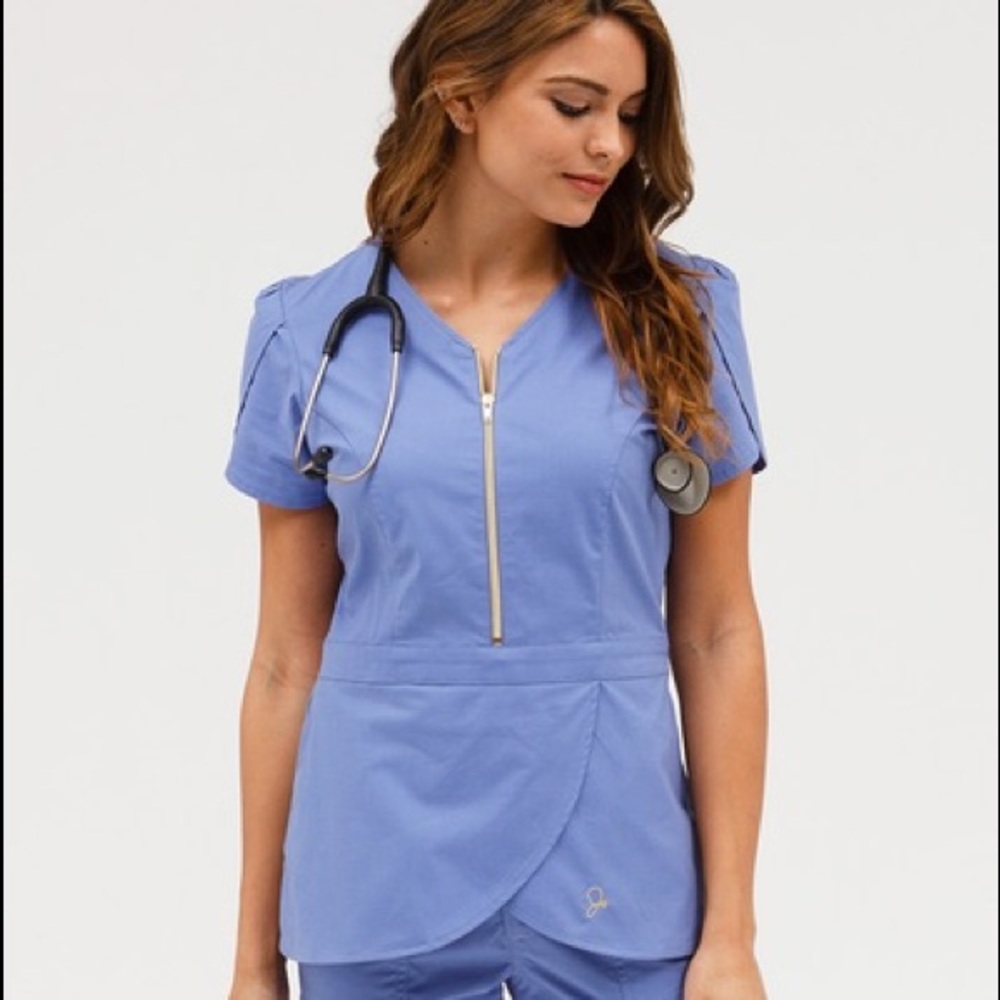 Jaanuu by Dr. Neela scrub top