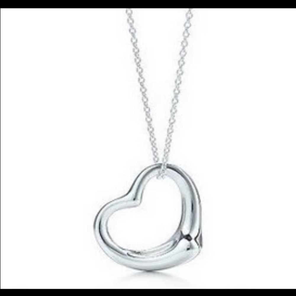 Silver Hanging Heart Necklace ❤️ - Picture 2 of 3