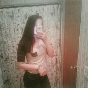 Meet your Posher, Carlee