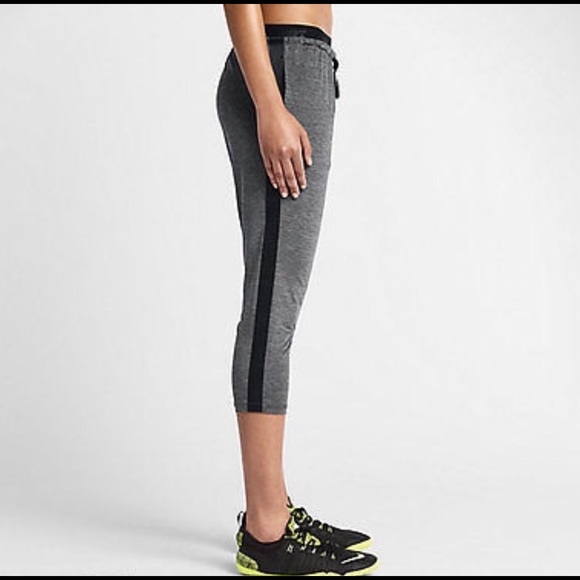 Nike Cool Touch Dri-Fit Dance Crop Pants - Picture 4 of 8