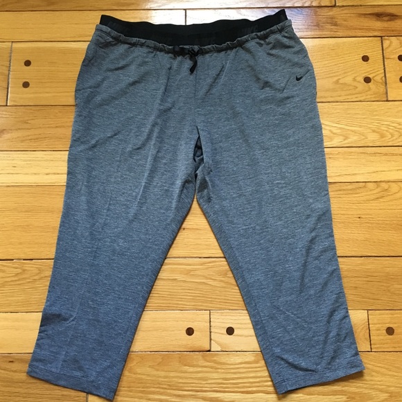 Nike Cool Touch Dri-Fit Dance Crop Pants - Picture 6 of 8