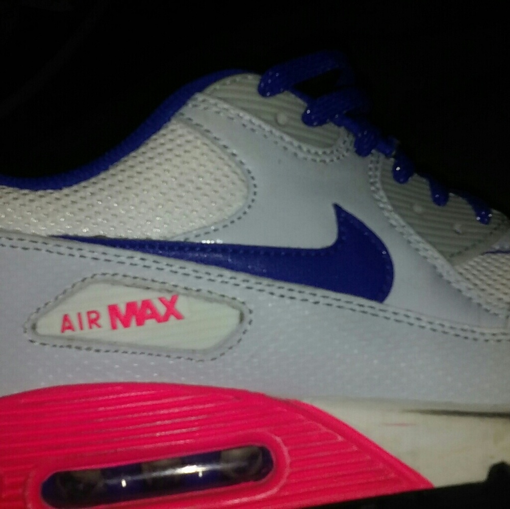 Nike max shoes