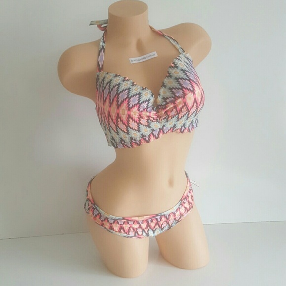Victoria's Secret 36DD LARFE BIKINI BUNDLE NWT