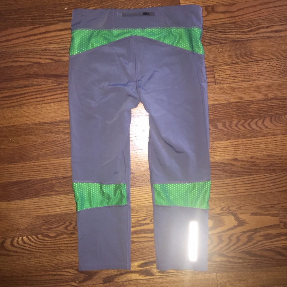 Under Armour heatgear compression pants...Size M