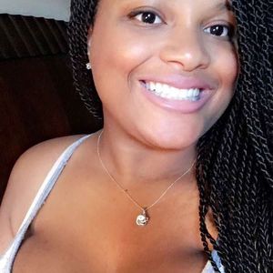 Meet your Posher, Candace