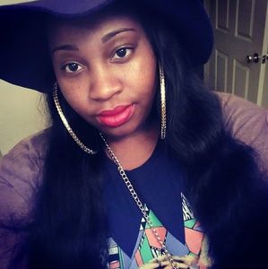 Meet your Posher, Leronecia